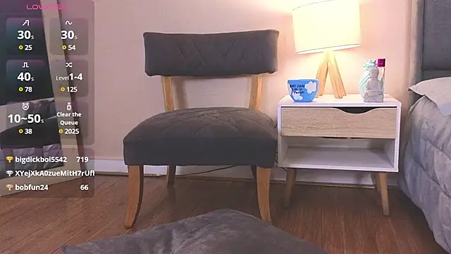 MiaFranklyn online show from 01/30/25, 06:21