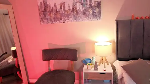 MiaFranklyn online show from 10/29/25, 01:57