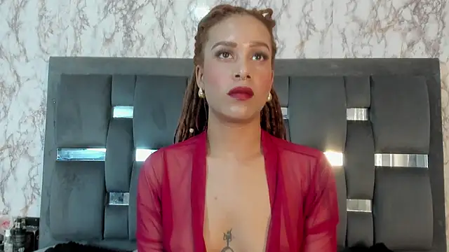 Nicolette russo online show from 12/17/24, 03:39
