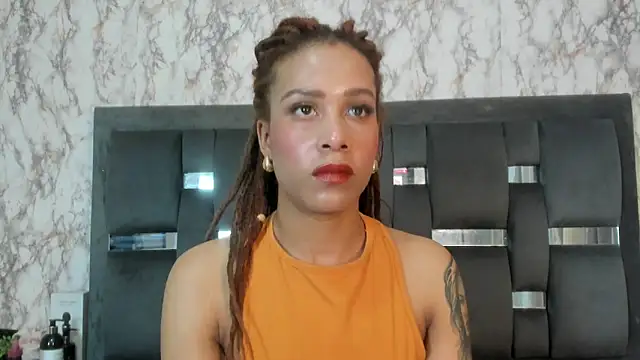 Nicolette russo online show from 01/14/25, 03:11