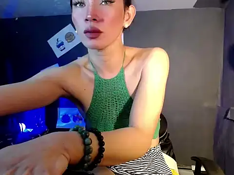 Snapshot of Rhianna_wilson chatting on 10/25/25, 10:56 Rhianna wilson online show from 10/25/25, 10:56