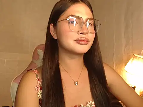 Snapshot of Ashely_Lewis chatting on 11/16/25, 01:17 Ashely Lewis online show from 11/16/25, 01:17