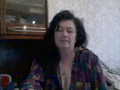 GypsiQueen2 online show from 02/04/25, 07:29