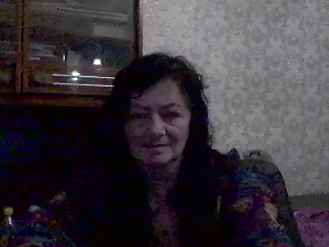 GypsiQueen2 online show from 02/18/25, 08:25