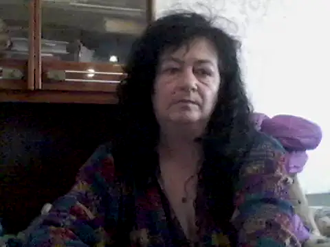 GypsiQueen2 online show from 02/20/25, 01:30
