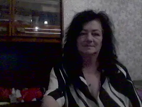 GypsiQueen2 online show from 03/09/25, 08:31