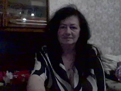 GypsiQueen2 online show from 03/11/25, 04:51