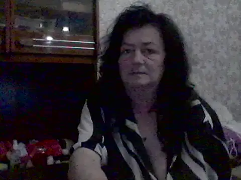 GypsiQueen2 online show from 03/11/25, 07:58