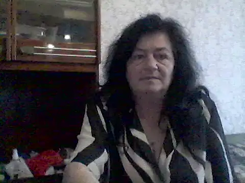 GypsiQueen2 online show from 03/12/25, 02:23