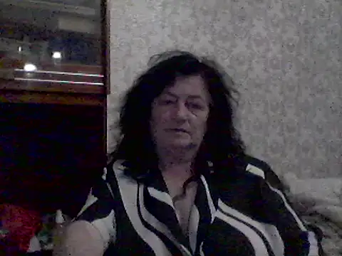 GypsiQueen2 online show from 03/17/25, 08:09