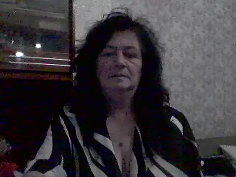 GypsiQueen2 online show from 03/18/25, 09:21