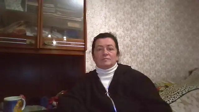 GypsiQueen2 online show from 11/05/25, 03:56