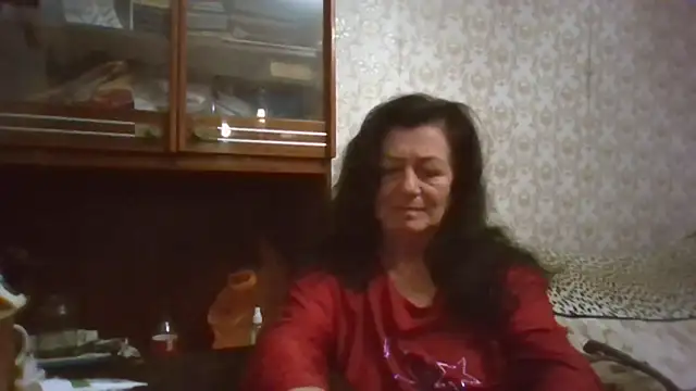 GypsiQueen2 online show from 11/16/25, 05:40