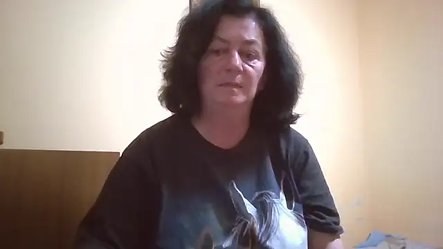GypsiQueen2 online show from 06/07/26, 06:44