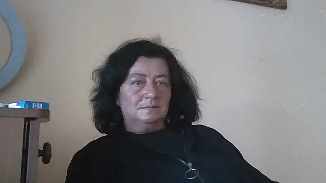 GypsiQueen2 online show from 06/13/26, 05:22