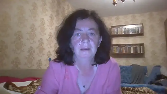 GypsiQueen2 online show from 07/18/26, 08:01
