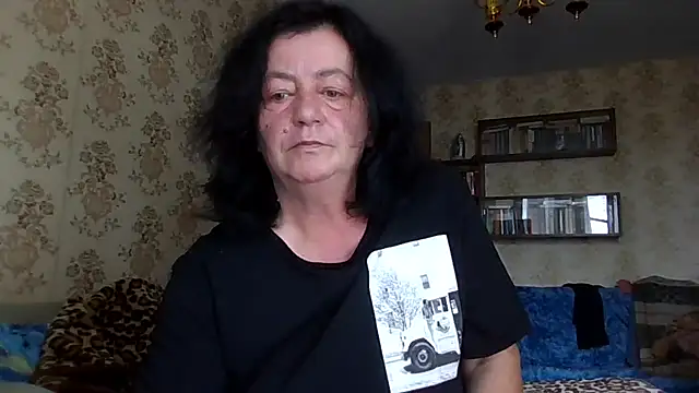GypsiQueen2 online show from 07/21/26, 01:24