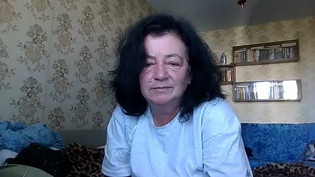 GypsiQueen2 online show from 07/26/26, 06:54