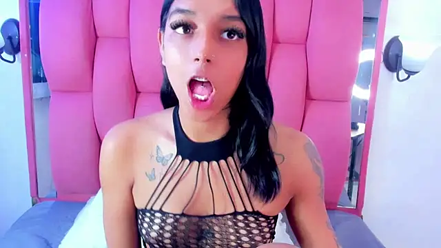 XXVIOLETTAXX online show from 12/18/24, 01:56