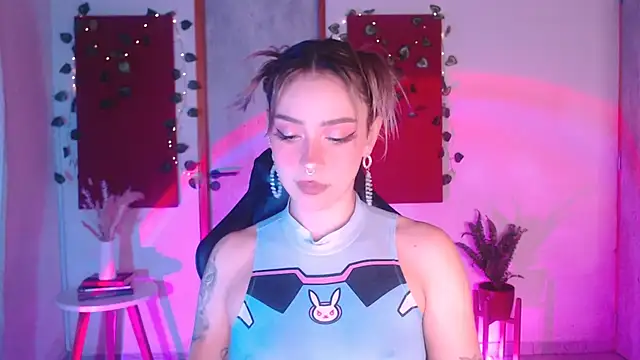 sakura beauty online show from 10/30/25, 04:36