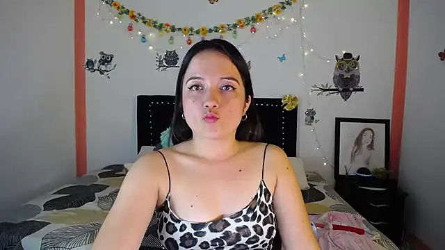 naughty girl 4u online show from 12/07/24, 07:43