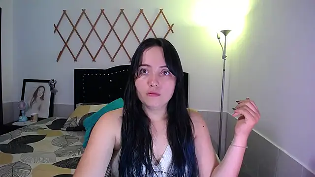 naughty girl 4u online show from 09/26/25, 12:47