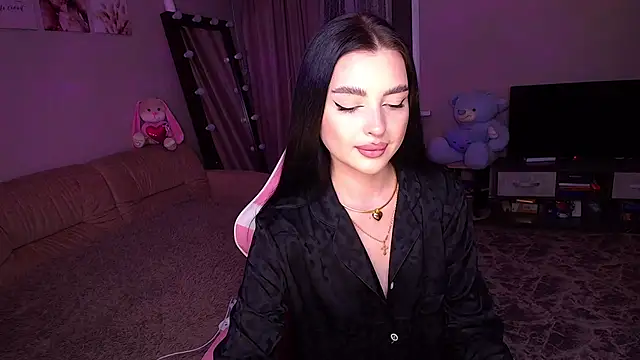   Malika   online show from 09/26/25, 01:37