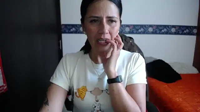 sharoon cheerry online show from 10/09/25, 12:58