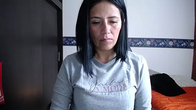 sharoon cheerry online show from 10/10/25, 11:53