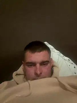 Snapshot of AlexAhSunny chatting on 10/23/25, 03:33 AlexAhSunny online show from 10/23/25, 03:33