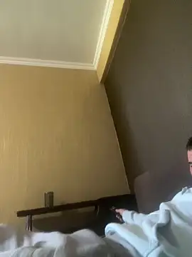 Snapshot of AlexAhSunny chatting on 11/15/25, 10:01 AlexAhSunny online show from 11/15/25, 10:01