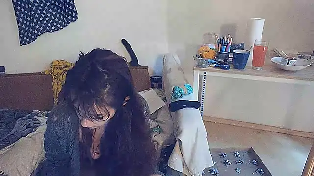 Snapshot of LinaWinter chatting on 12/03/24, 11:22 LinaWinter online show from 12/03/24, 11:22