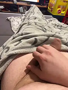 David19932908 online show from 02/18/25, 07:52