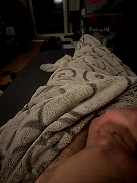 David19932908 online show from 09/28/25, 07:08