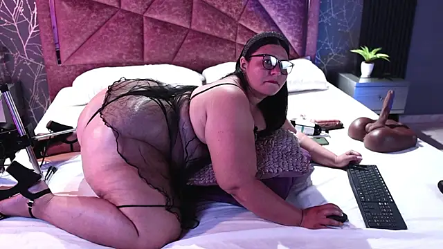 Amanda-Cruz online show from 10/22/25, 12:55