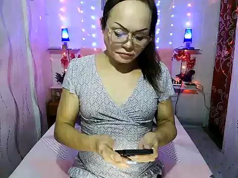 UrAsianPrincessDanie online show from 12/06/24, 11:33