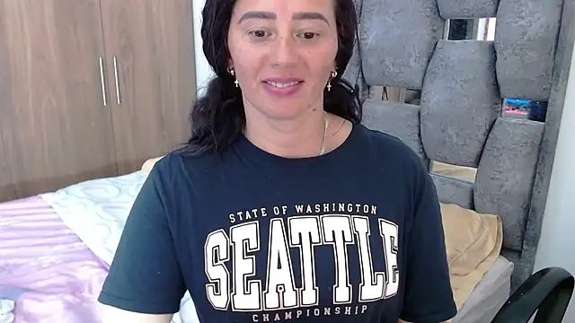 sara hott 1 online show from 01/09/25, 08:11