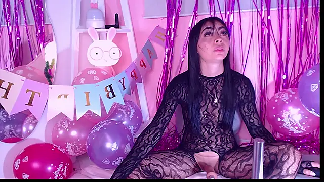 Sweet Susie  online show from 11/18/25, 08:57