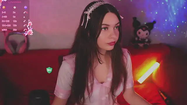 Snapshot of How2Meow chatting on 10/06/25, 05:21 How2Meow online show from 10/06/25, 05:21