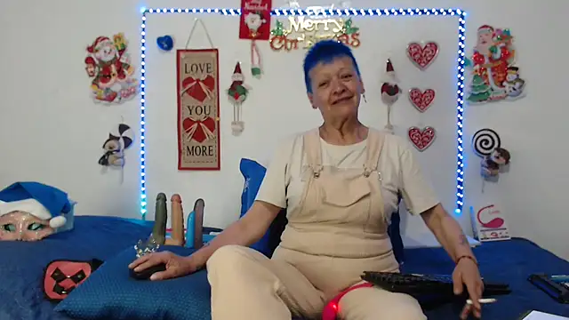 loquitaqueen011 online show from 12/24/24, 07:44