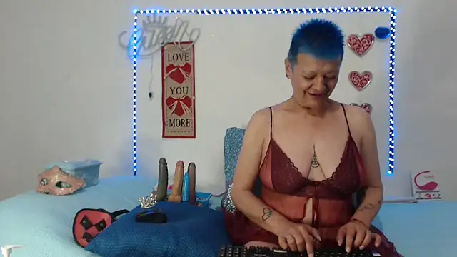 loquitaqueen011 online show from 01/31/25, 06:25
