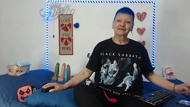 loquitaqueen011 online show from 02/27/25, 08:20