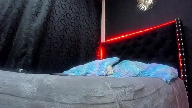 amareto queen online show from 12/07/24, 10:39