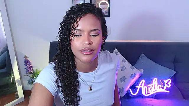 Amelia bss online show from 02/11/25, 02:02
