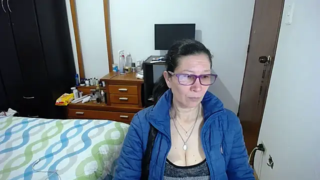 latin49 online show from 09/12/25, 04:34