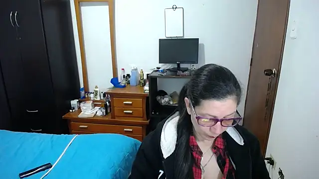 latin49 online show from 10/01/25, 05:24