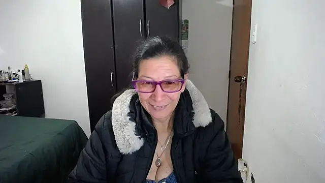 latin49 online show from 02/25/26, 04:44