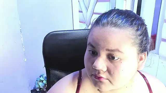 Snapshot of ValenTitis chatting on 11/27/25, 08:55 ValenTitis online show from 11/27/25, 08:55