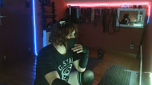 Snapshot of Ginny-the-bdsm-nympho chatting on 06/07/26, 05:49 Ginny-the-bdsm-nympho online show from 06/07/26, 05:49