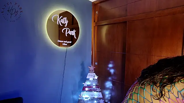 kattypark online show from 12/22/24, 12:17